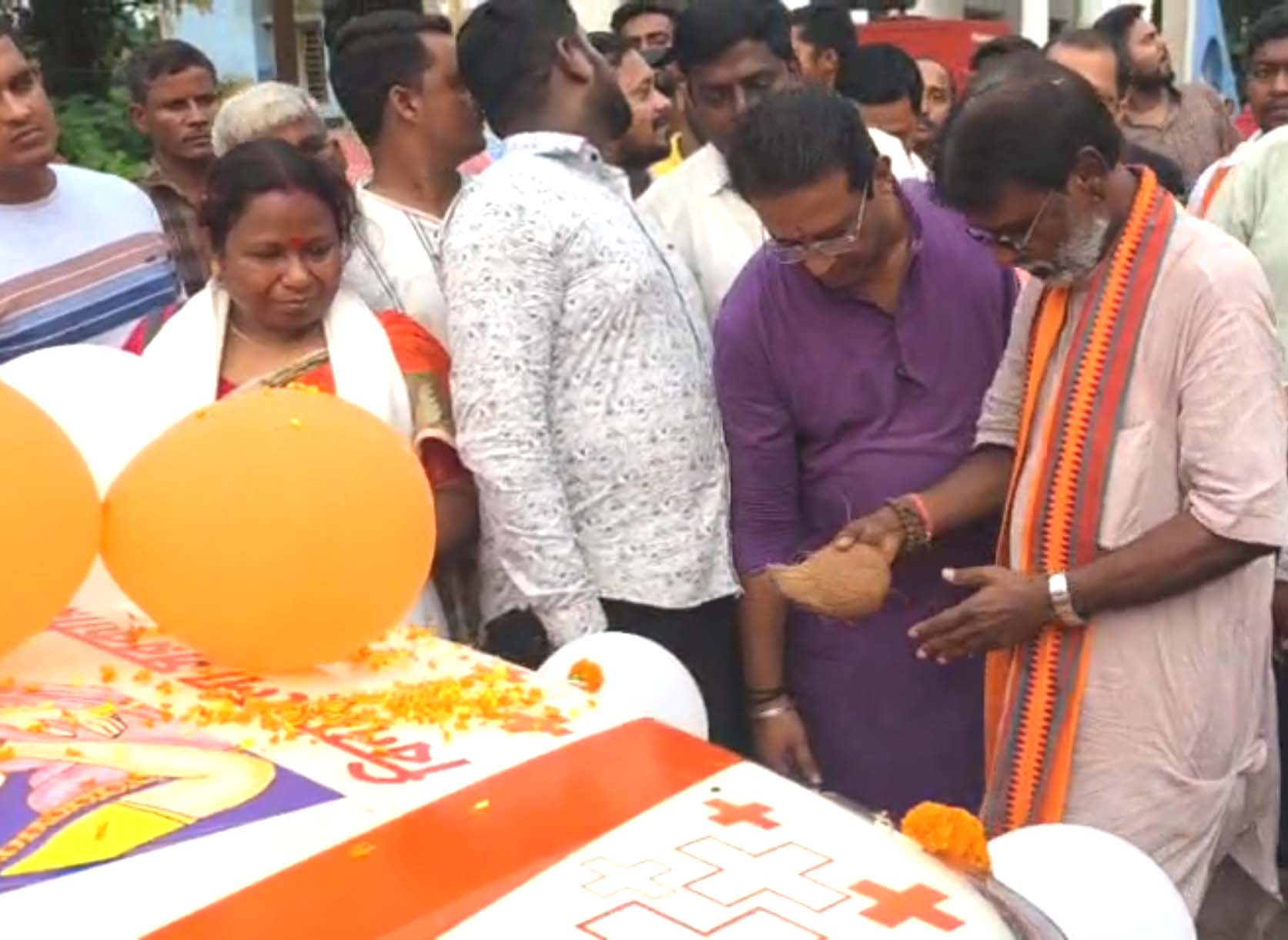 রাজ্য সরকার মাতৃমা প্রকল্পে অ্যাম্বুলেন্স চালু করল হরিশ্চন্দ্রপুর গ্রামীণ হাসপাতালে, কি সুবিধা পাবেন প্রসূতি?
